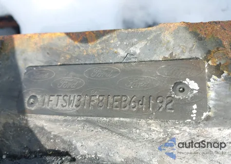 2001 Ford F-350 Lariat/Xl/Xlt из США, поврежденный, VIN 1FTSW31F81EB64192